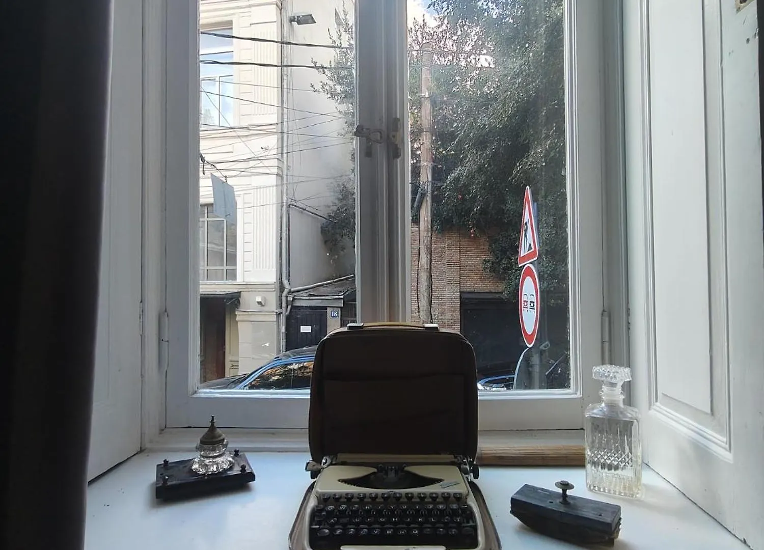 Ambience Hostel & Apartments Тбилиси